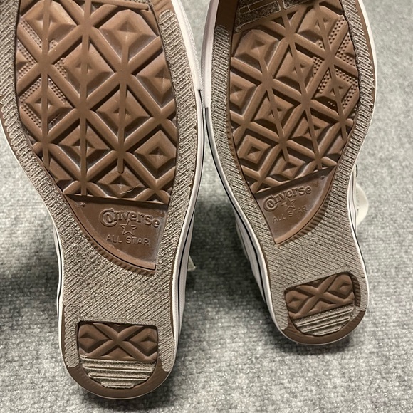 Converse Peanuts Black and White Sneakers - Picture 11 of 12